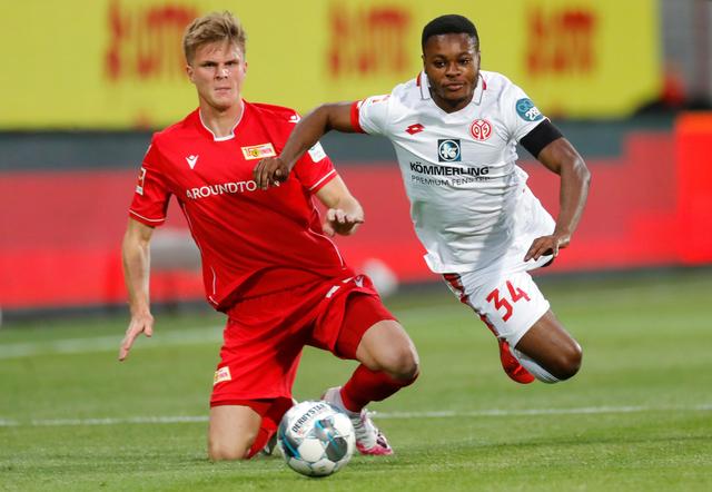 费在开场前 费在开场前