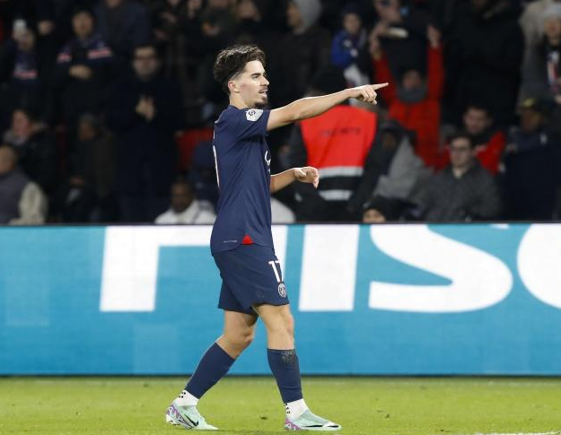 这背后或许 这背后或许